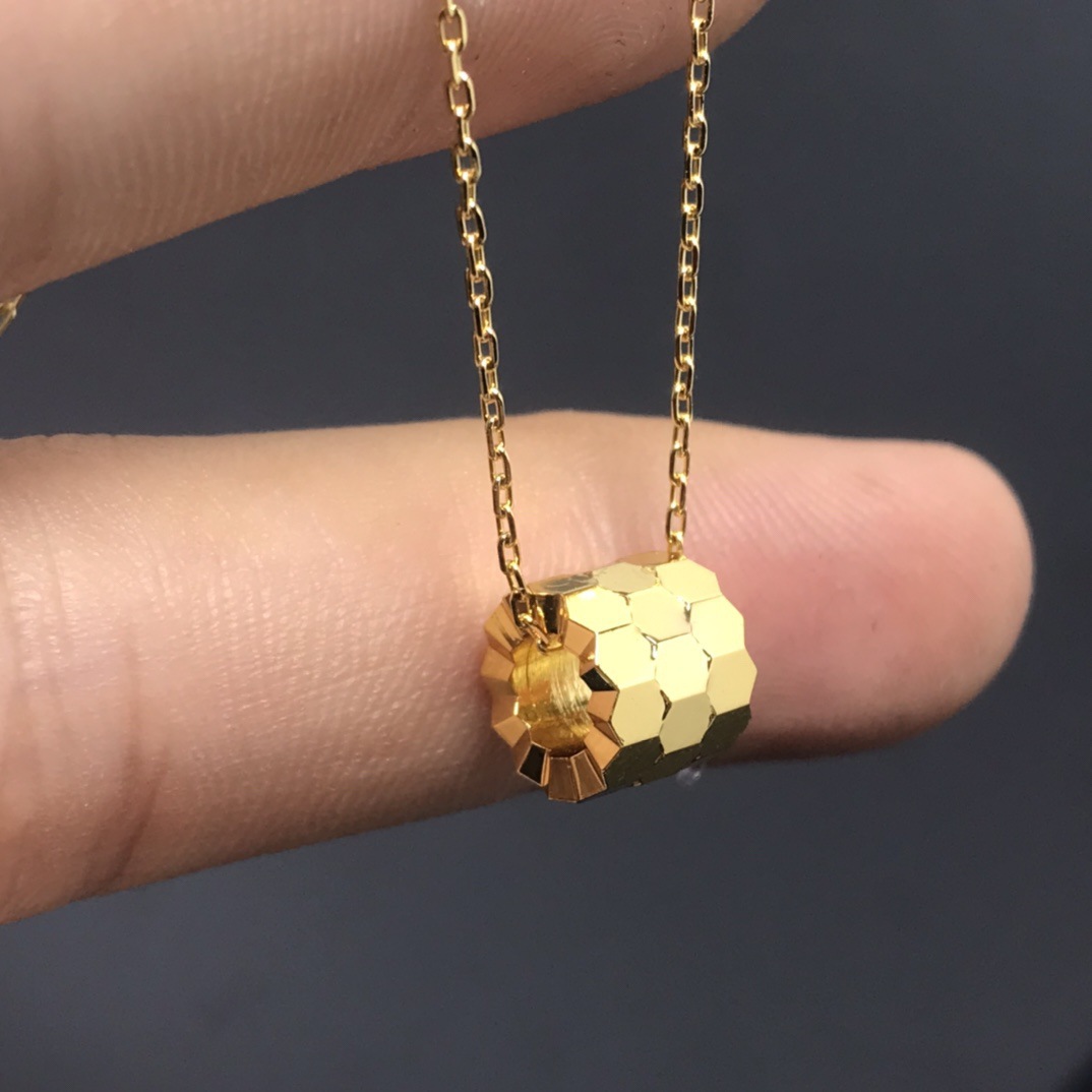 Golden version honeycomb diamond necklace, light luxury and niche necklace, female petite waist pendant, honeycomb collarbone chain_voghion.com
