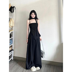 韓国系高級感セット女性夏の小衆開叉胸ストラップベストゆったり感ワイドパンツ2点セット
