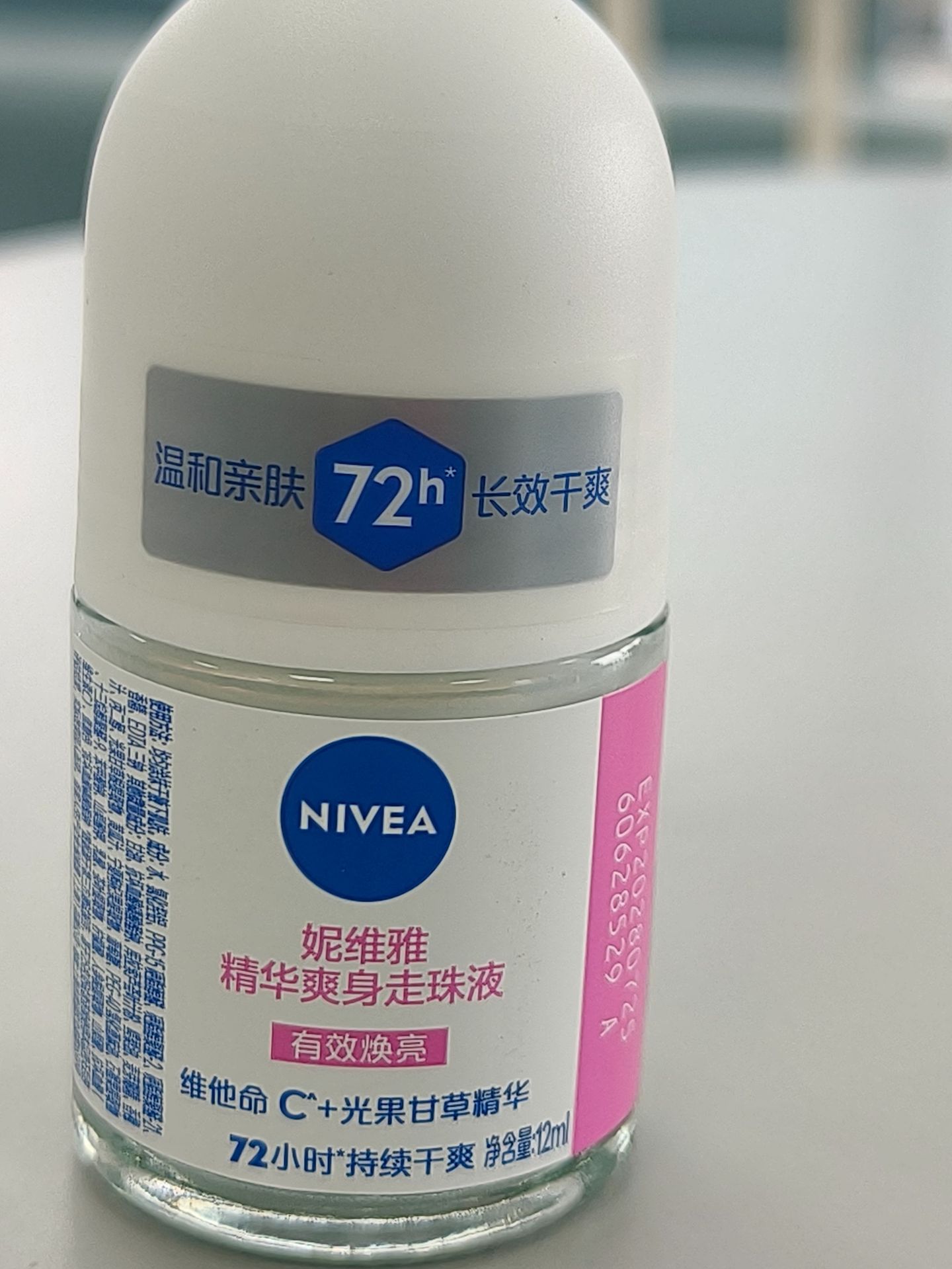 Refreshing rollerball essence, 12 ml