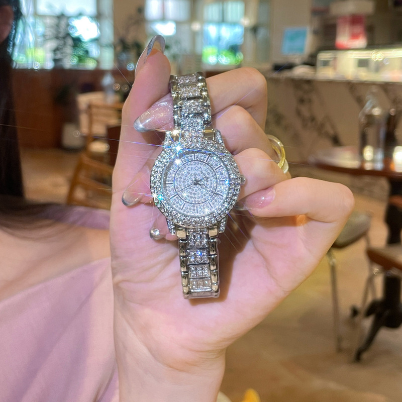 Ciloa Women's Watch Full of Stars and Diamonds, Light Luxury Tiktok Cross-Border Custom Watch