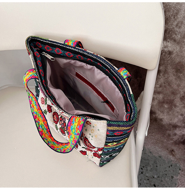 Women's Medium Canvas Animal Vacation Ethnic Style Square Zipper tote sacs Bag display picture 1