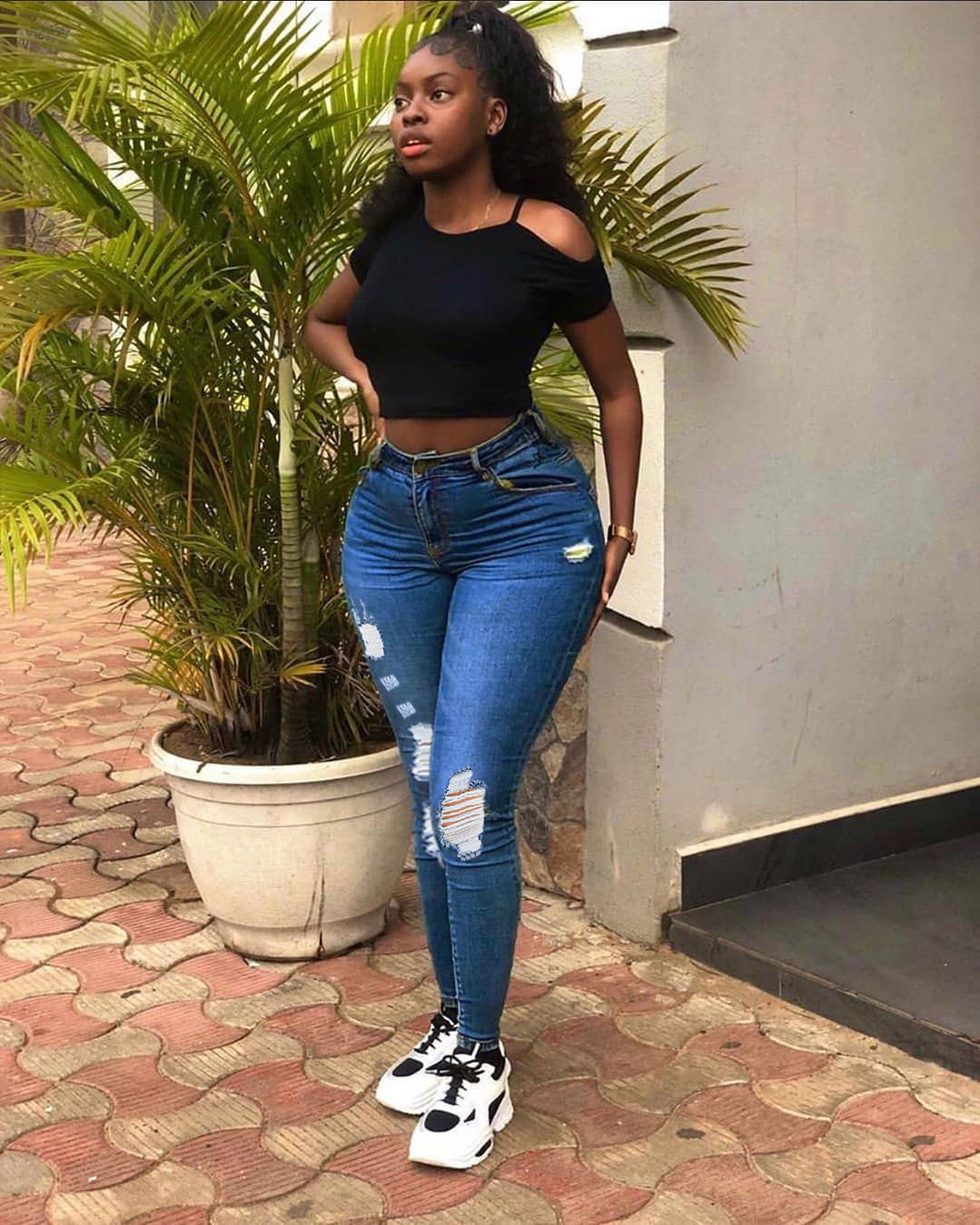 Comercio exterior de exportación transfronteriza Pantalones de mujer AliExpress 2021 primavera jeans rasgados pantalones de estudiante de celebridades de Internet de Europa y América