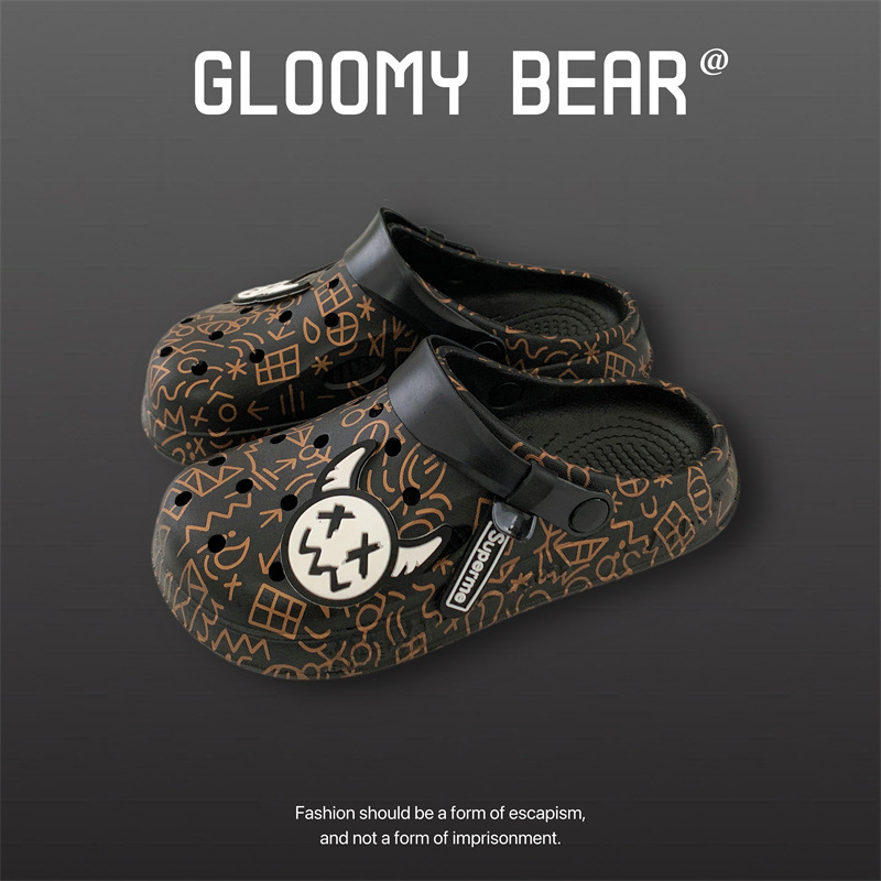 Zapatos con agujeros de camuflaje de coco 2025 nuevas sandalias zapatos de playa para hombres zapatos de viaje casuales sandalias Baotou para hombres