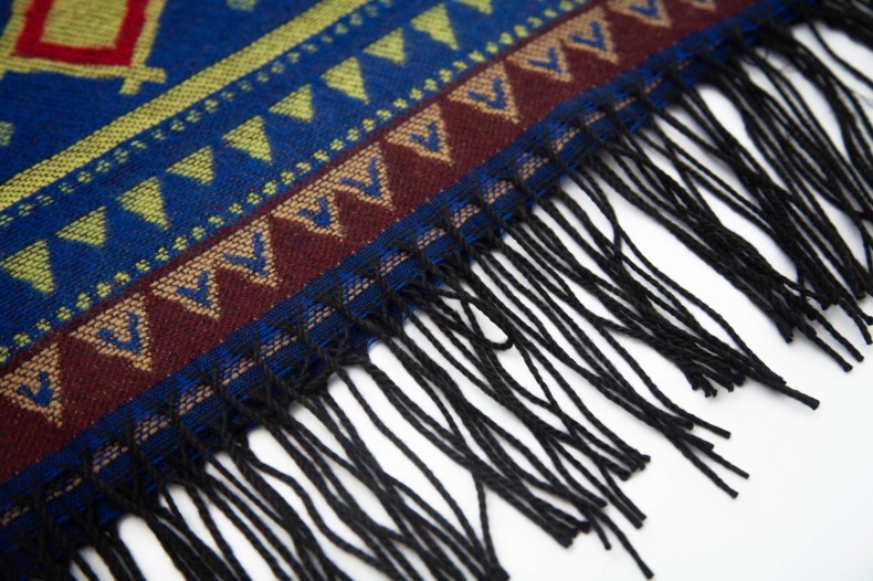 Unisex Hooded cape Winter travel jacquard fringed shawl for women_viptrois.com