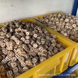 棋牌/桌游;骰子、筹码;积木类