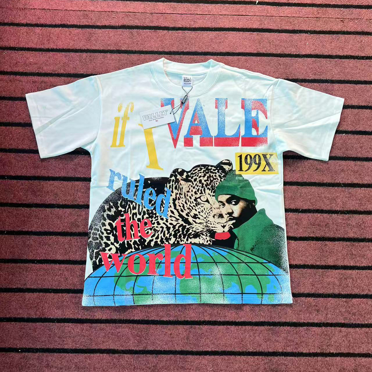 Vale Sports Valley Dreams T-shirt If I Ruled The World Print White