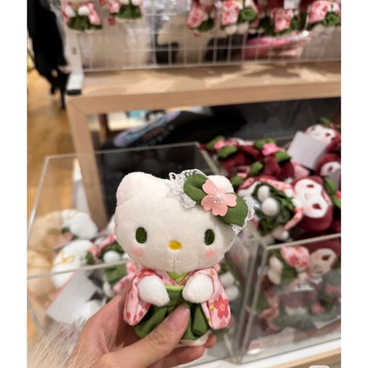 Плюшевая подвеска (Sanrio Hello Kitty) в матча-кимоно, брелок для сумки, мягкая, 40 г