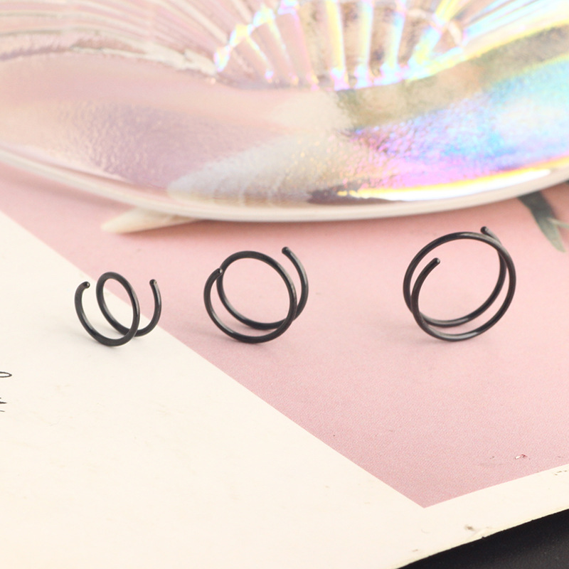 Pointed titanium steel lip stud product view