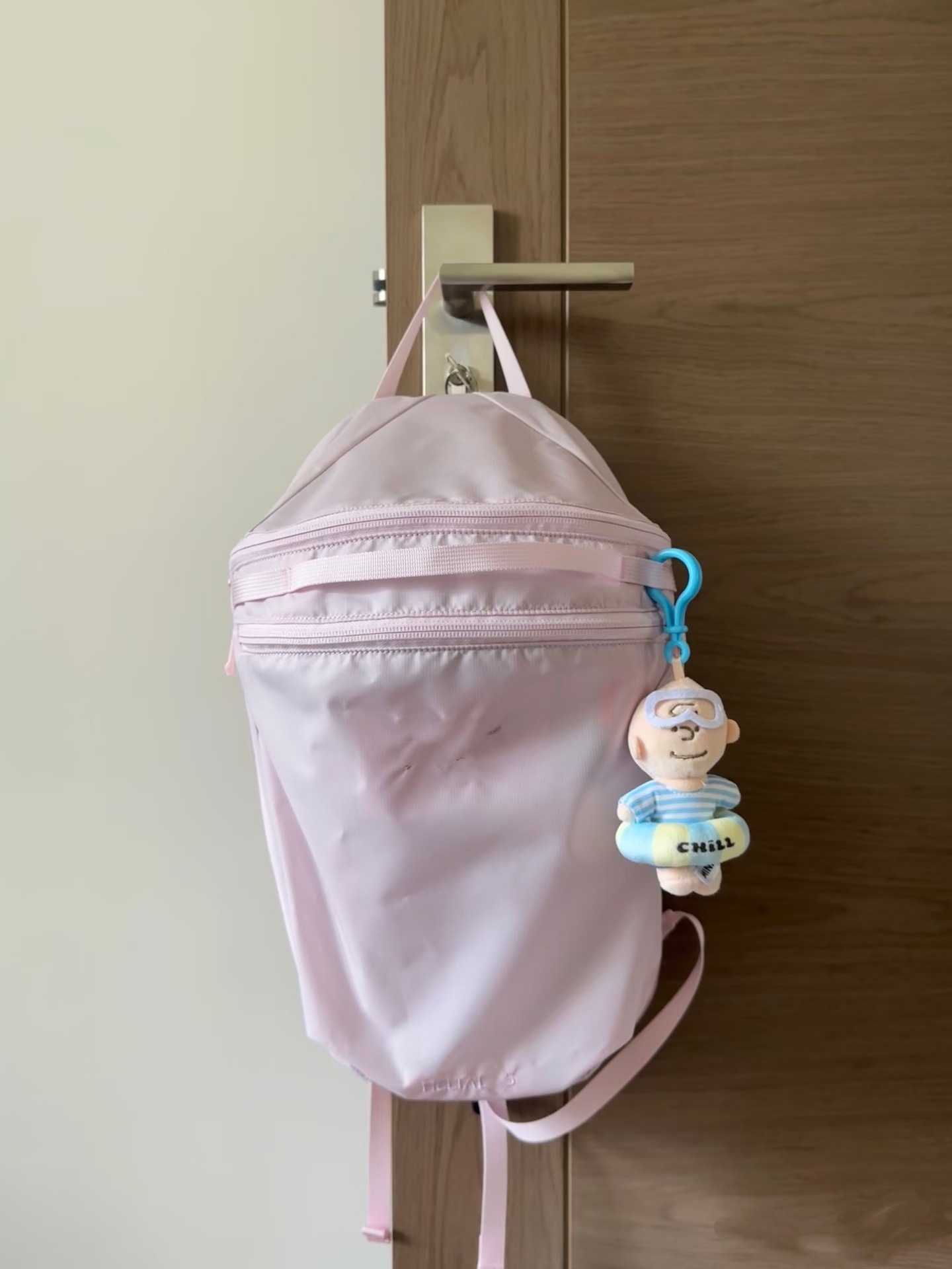 Marca de marea esqueleto de pollo 15L mochila de bordado impermeable, mochila deportiva ligera, bolsa de viaje al aire libre unisex