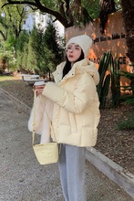 中戏短款羽绒服女2024新款白鸭绒加厚情侣面包服学生小个子外套冬