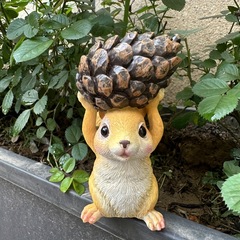 漫画の動物リスの装飾品屋外庭園風景装飾庭中庭楽園樹脂工芸品装飾品
