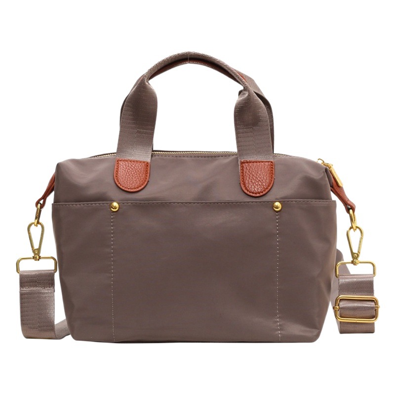 2023 Otoño Nueva Moda práctica bolsa de mensajero del hombro para salir Bolsa De Almohada impermeable ligero de tela de Nylon para las mujeres
