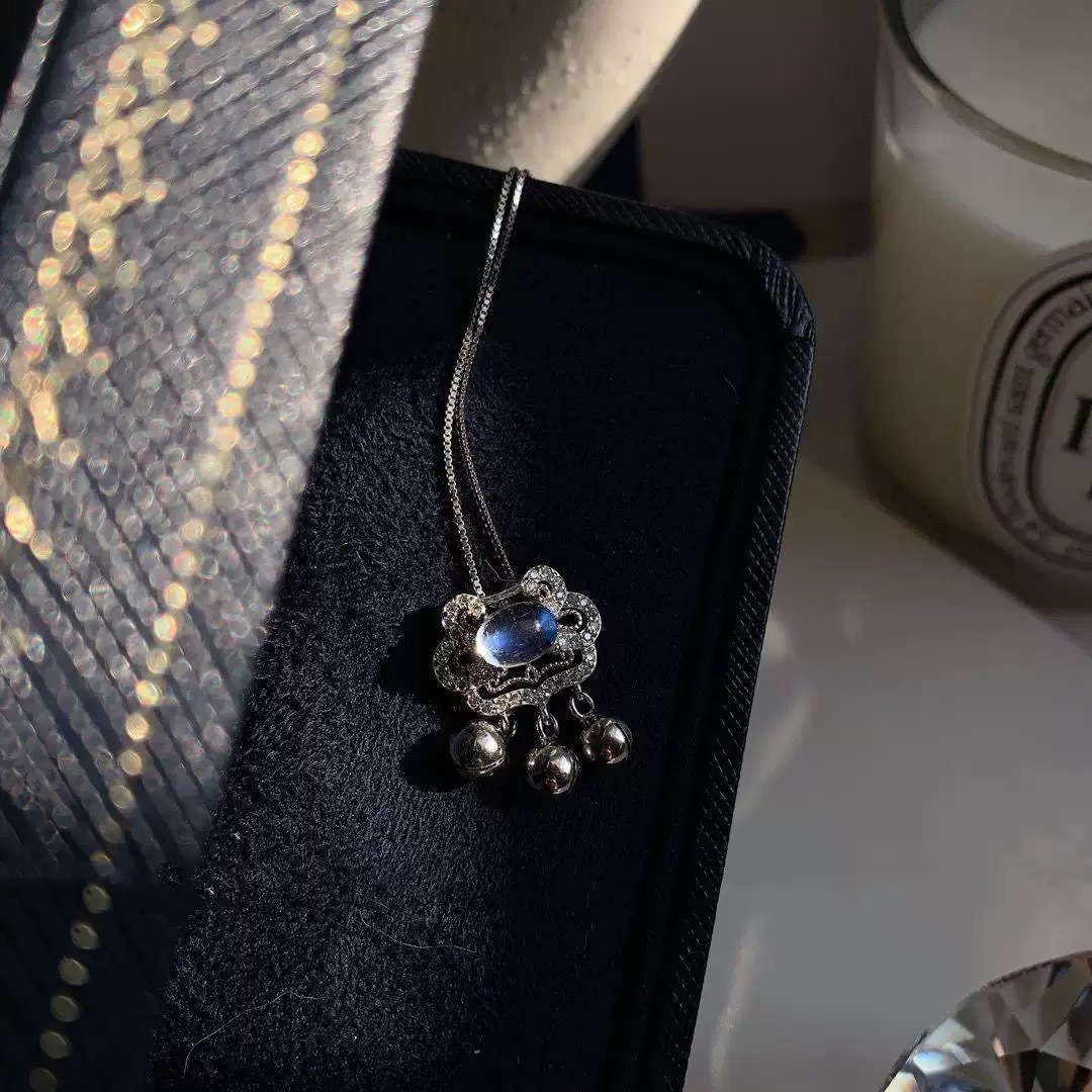 Ventas al por mayor en caliente nuevo collar de bloqueo de seguridad chino estilo antiguo femenino estilo de alta calidad collar tejido a mano estilo nacional personalidad