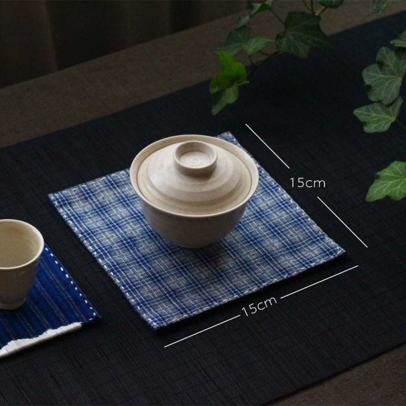 卸売りの手は古い粗布を作ってシンプルにします。|undefined