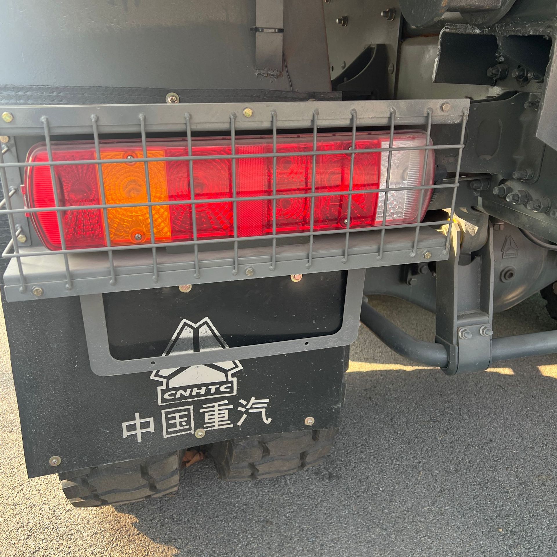 Howo 8-Wheel 6X4 Engineering Dump Truck, China Heavy Duty Truck Tx Dump Transport Truck, 10-Wheel Soil Dump Truck