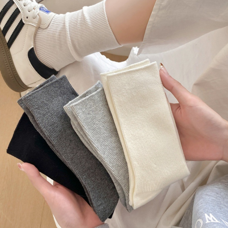 catwalk vertical striped dark gray socks women's autumn winter mid-length socks cotton black japanese piled socks stockings