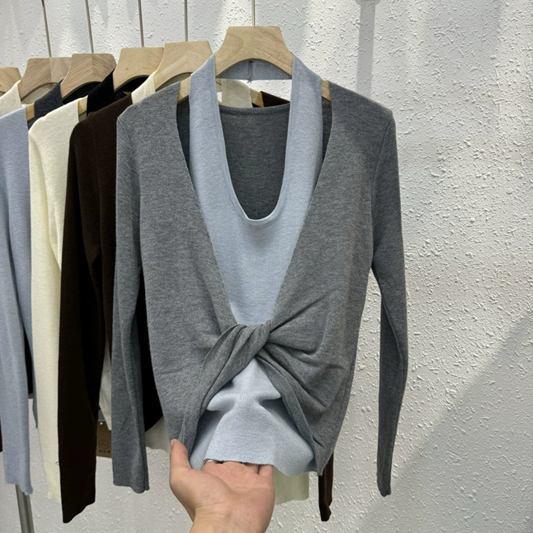 200 фунтов женская одежда большого размера корейская цветная шейка поддельные два трикотажа свободная шикарная рубашка ранней осенью