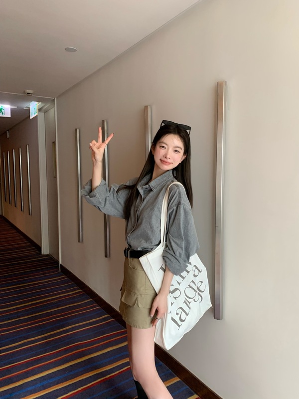 韩系复古风高级感衬衫衬衣女秋季2025新款水洗灰色松弛感牛仔上衣|undefined