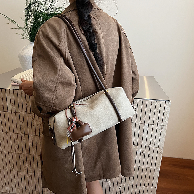 复古小众手提通勤包包女秋冬2025新款时尚麂皮绒腋下包大容量背包|undefined
