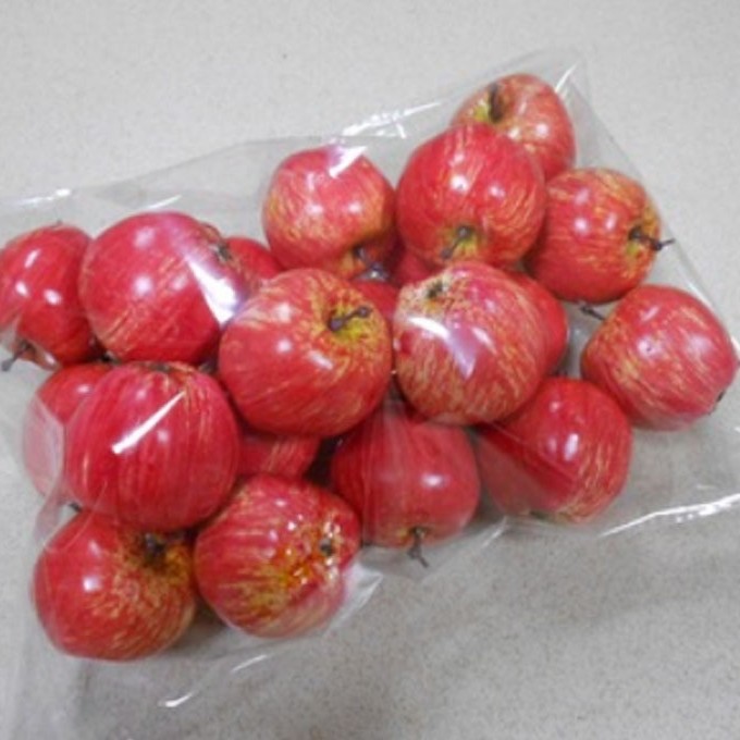 20 5cm red apples