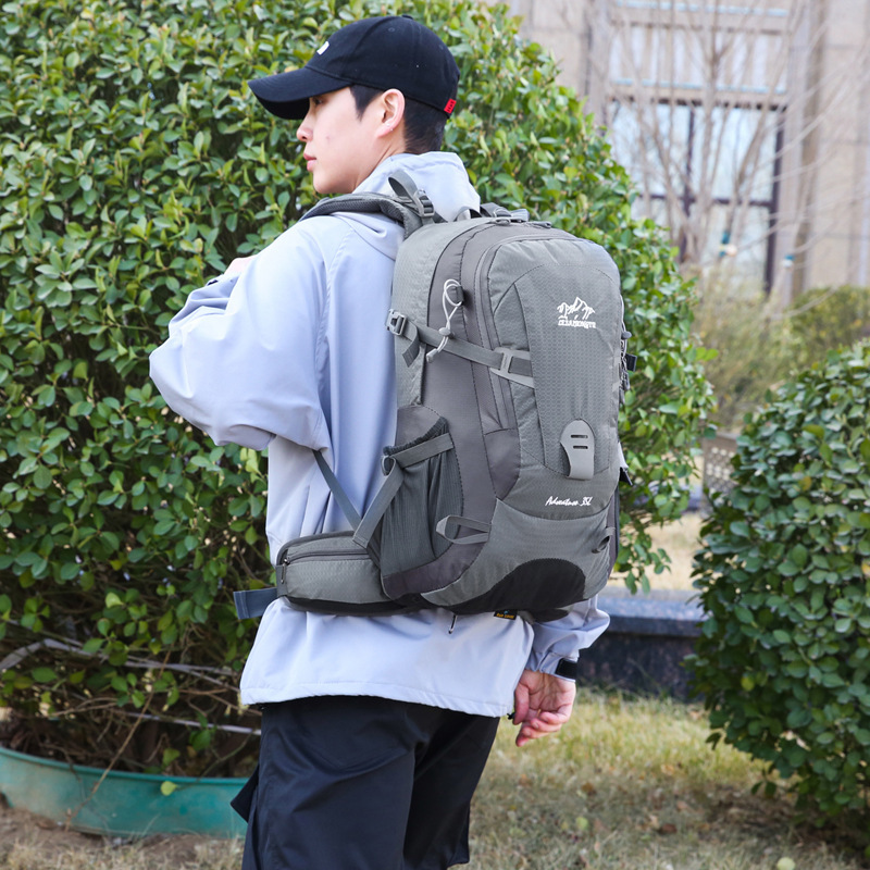 プロのアウトドア登山バッグ軽量旅行スポーツバックパック軽量防水ハイキングバックパック 2025 新しいスタイル|undefined