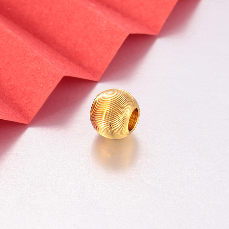 Xuping Europa y los Estados Unidos colgante de círculo geométrico transfronterizo aleación de cobre chapado 24k oro imitación lujoso temperamento ligero accesorios DIY image 3