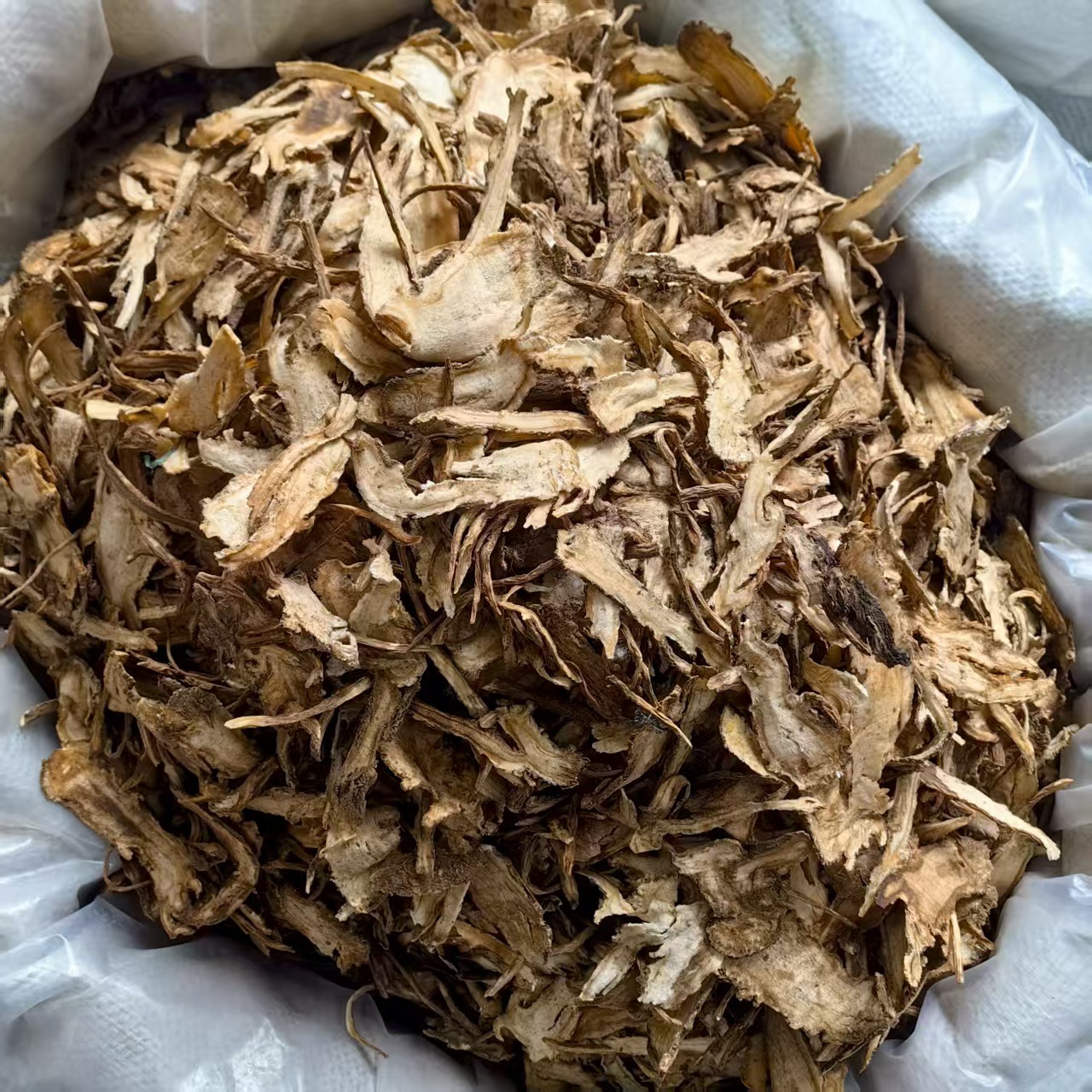 Dried Angelica Sinensis Root Slices Dang Gui 500g Minxian Gansu TCM Herbal Decoction Herb quality and texture