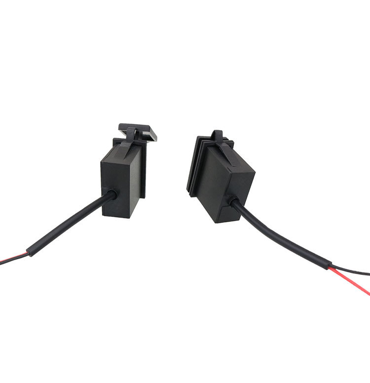 Car universal modified motorcycle boat RV modified square single USB car charger 2.4A car mobile phone charger