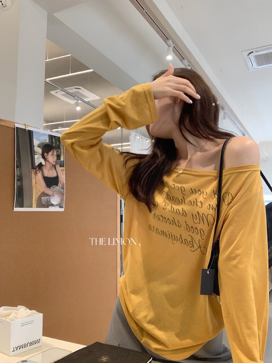 Áo thun nữ tay dài cổ tròn in chữ, phong cách Hàn Quốc, chất liệu cotton thoáng mát — màu đen, màu trắng, màu xám, màu vàng chi tiết 49
