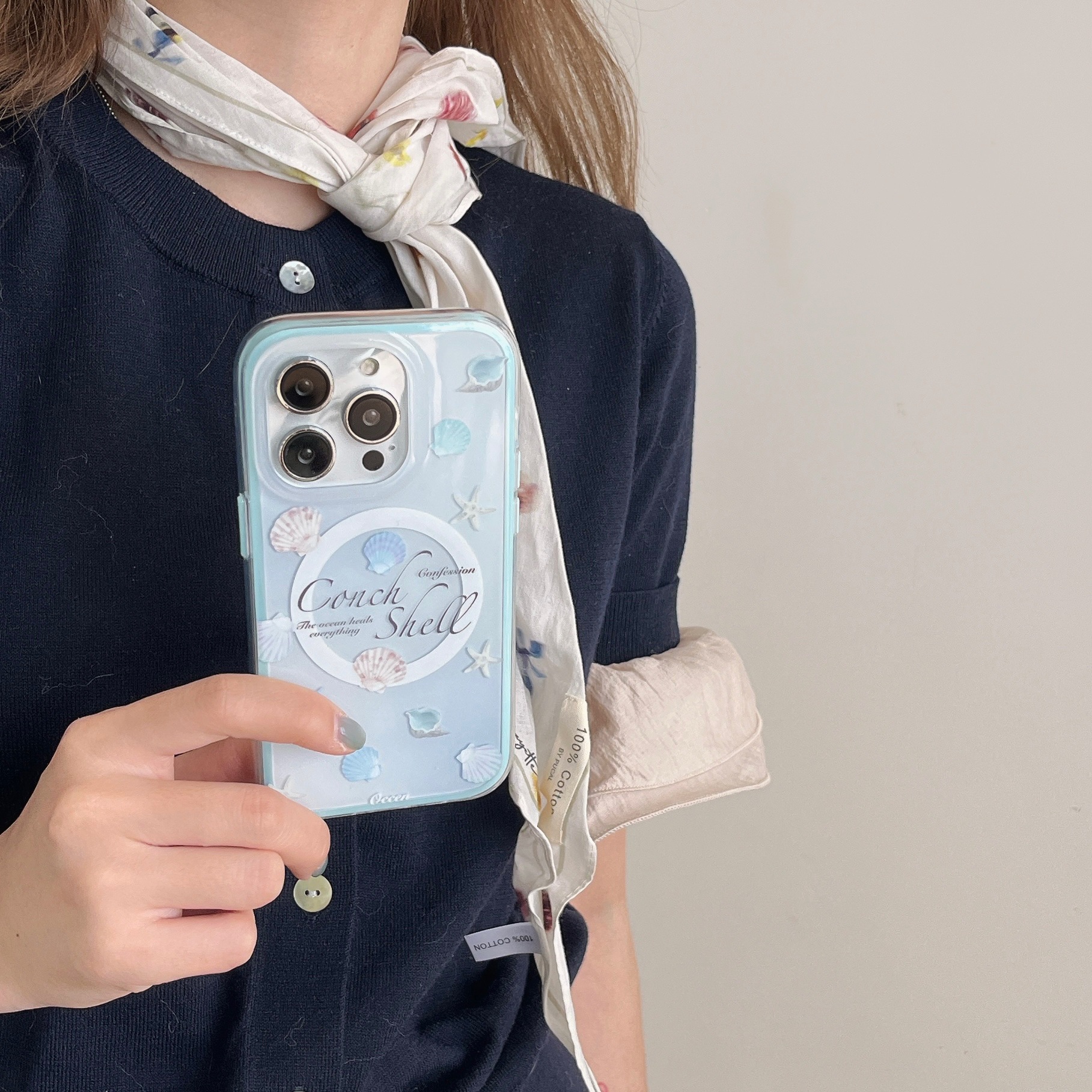 Verano pequeño fresco y simple concha para Apple 15ProMax funda para teléfono móvil 16Pro atracción magnética 14/13 pareja 16