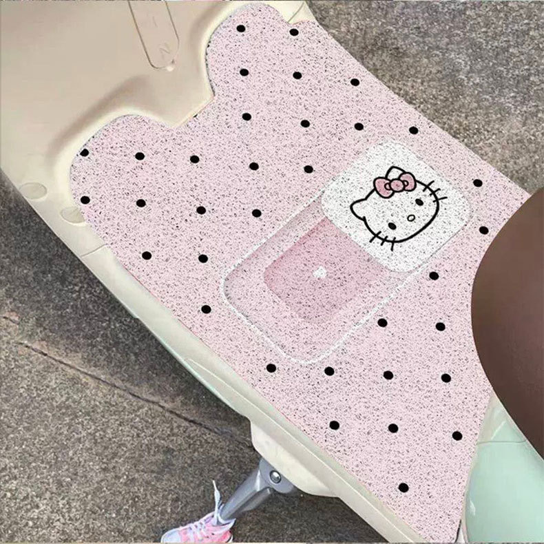 Cute cartoon Kitty polka dot silk loop carpet, electric car mat, waterproof, non-slip, easy to maintain, can be cut to size