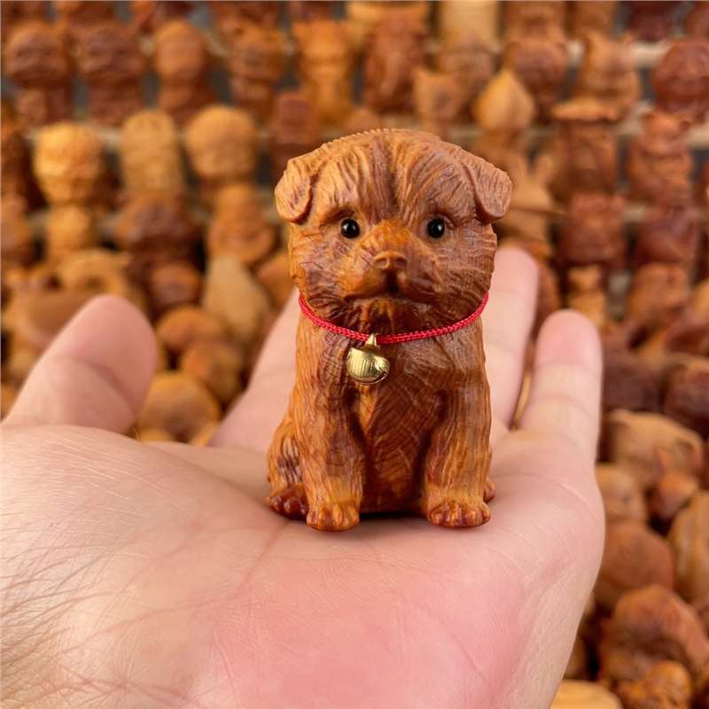 クスノキの木彫り、無塗装、無ワックス、子犬のハンドピース、木彫りの干支、かわいい動物、牧歌的な犬、富と幸運の装飾品|undefined