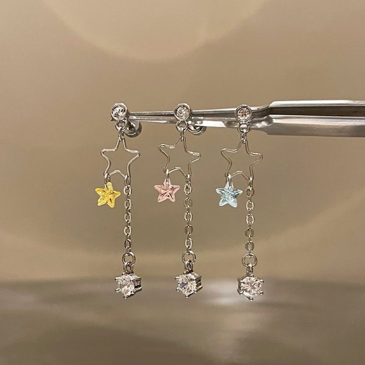星星流苏长款锆石五角星耳骨钉糖果色星星耳环锆石耳钉耳坠气