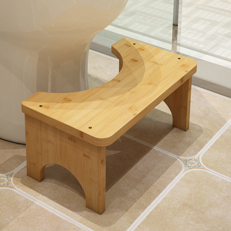 便器の踏み台と腰掛けのトイレはしゃがみます。神器の子供を助けます。足を厚くして竹の腰掛けを踏みます。|undefined