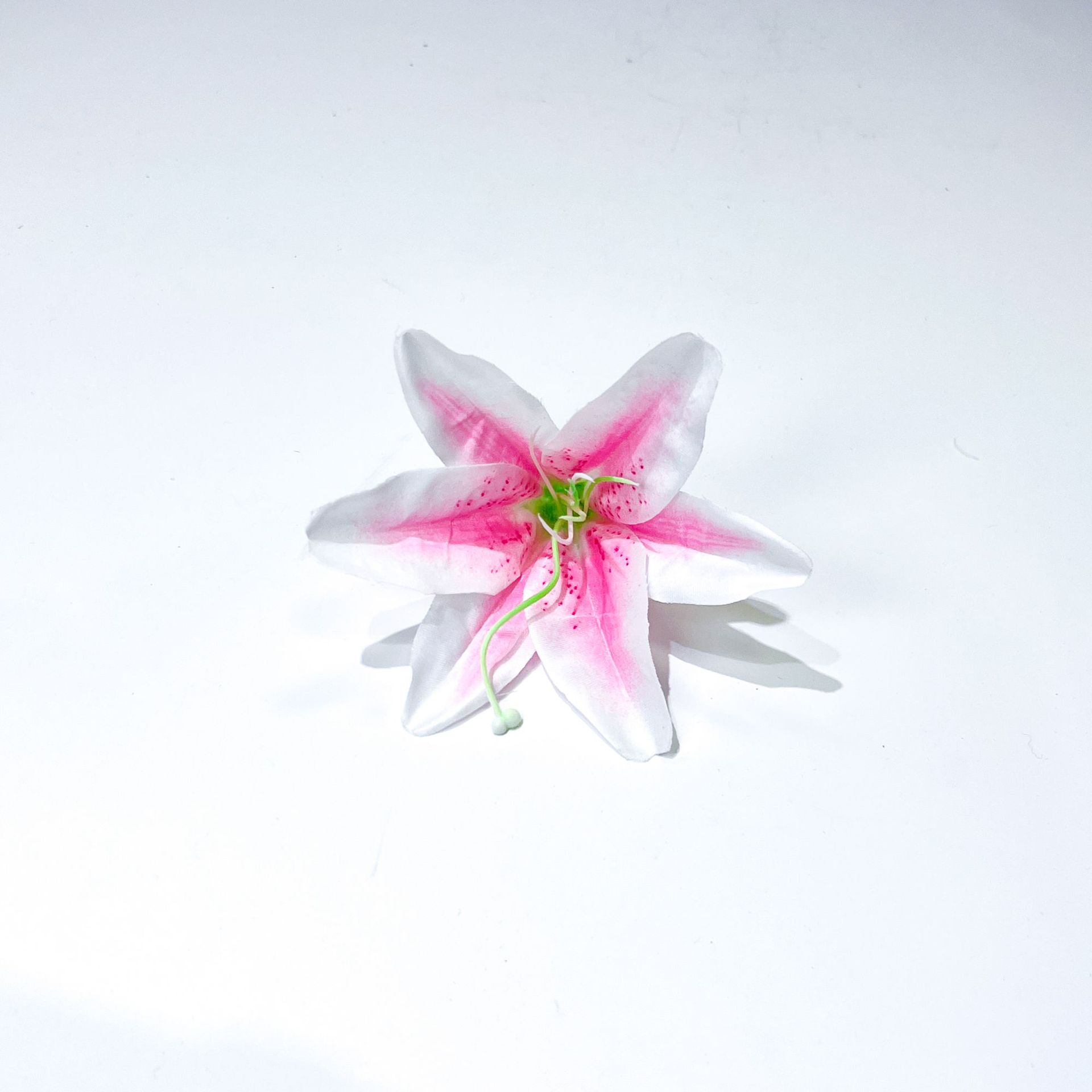 가벼운 핑크 (코어가 잘되지 않음)