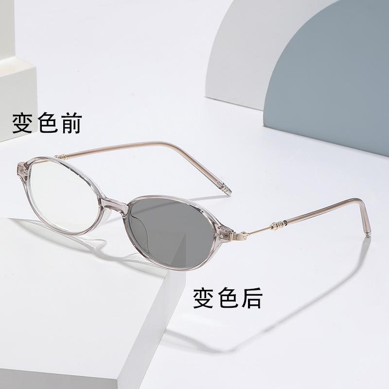 Gfas de miopía de color de luz japonesa y coreana de marco elíptico pequeño temperamento literario marco de gafas de miopía anti-luz azul transfronterizas