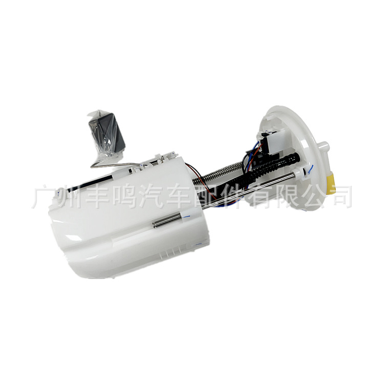 Bomba de combustible para automóvil 15100-60K01 es adecuada para la bomba de filtro de combustible Suzuki 16010-ST5-933