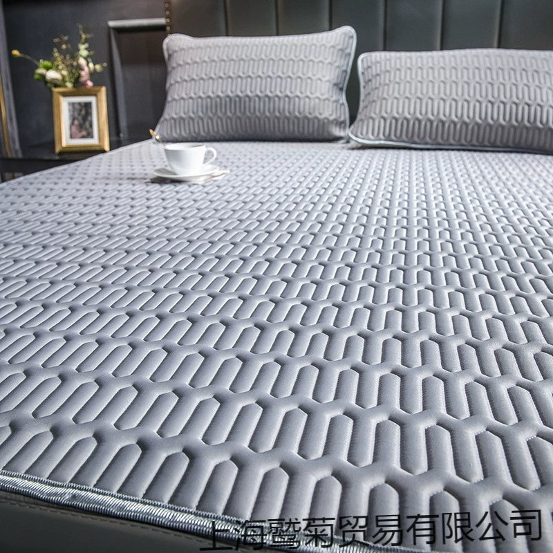 Летний латексный коврик из ледяного шелка, комплект из трех предметов. Летний складной коврик, который можно стирать в машине, мягкий коврик для общежития, комплект из трех предметов.