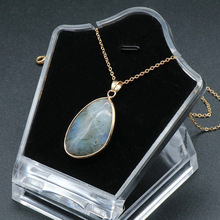 Labradorite��Ȼ���Lʯ��߅������Ҏ�t���¹�ʯ�{ɫ�W����