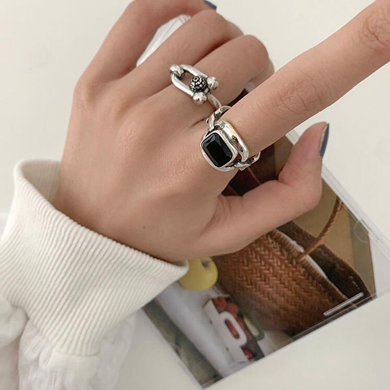 Retro horseshoe black Ushaped opening index finger ring wholesalepicture5