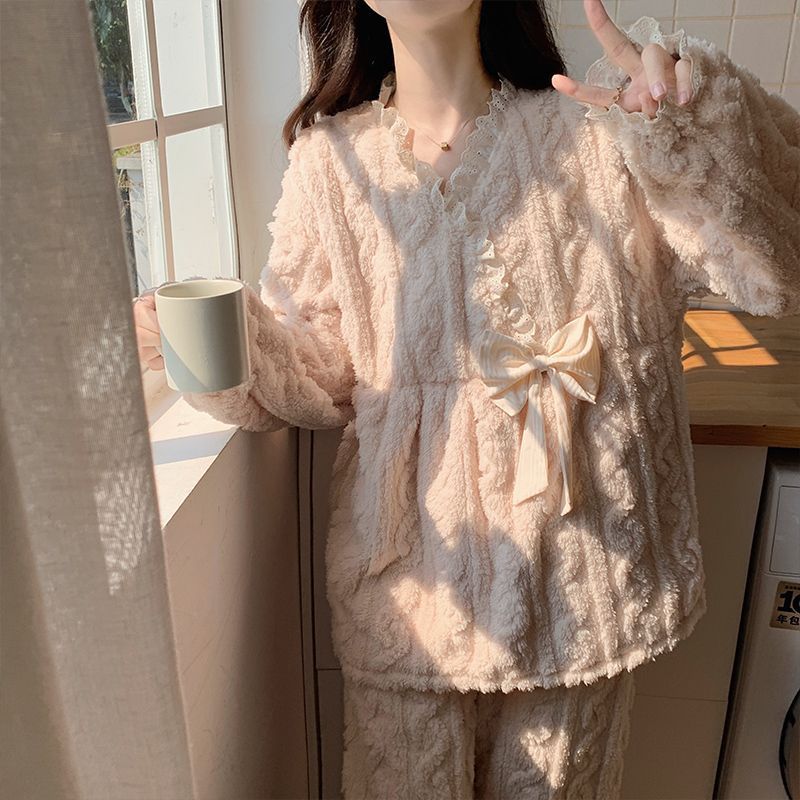 Al por mayor transfronterizo nuevo pijama de terciopelo de coral mujer otoño invierno engrosado terciopelo cortador de flores princesa viento alto valor de ropa de hogar cubierta