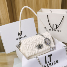 香港代购真皮腋下包水钻链条包2023新款潮菱格包单肩斜挎包