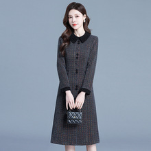 2025年秋季新款大码连衣裙女中长款韩版简约时尚修身妈妈装裙子