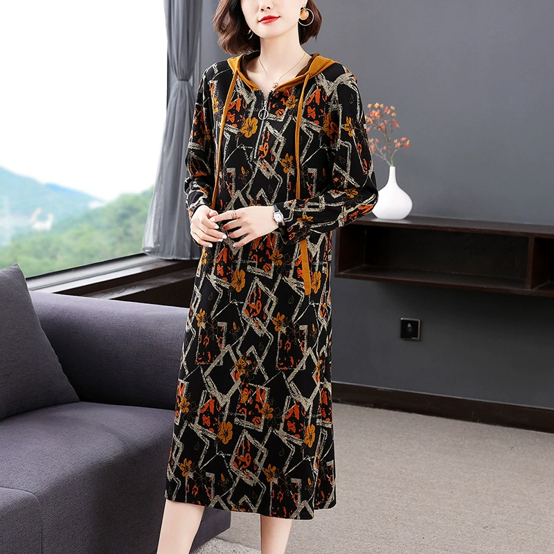 Настоящий выстрел # длинное платье с капюшоном и длинными рукавами 2022 осень и зима Новая Свободная Женская юбка больших размеров для среднего возраста