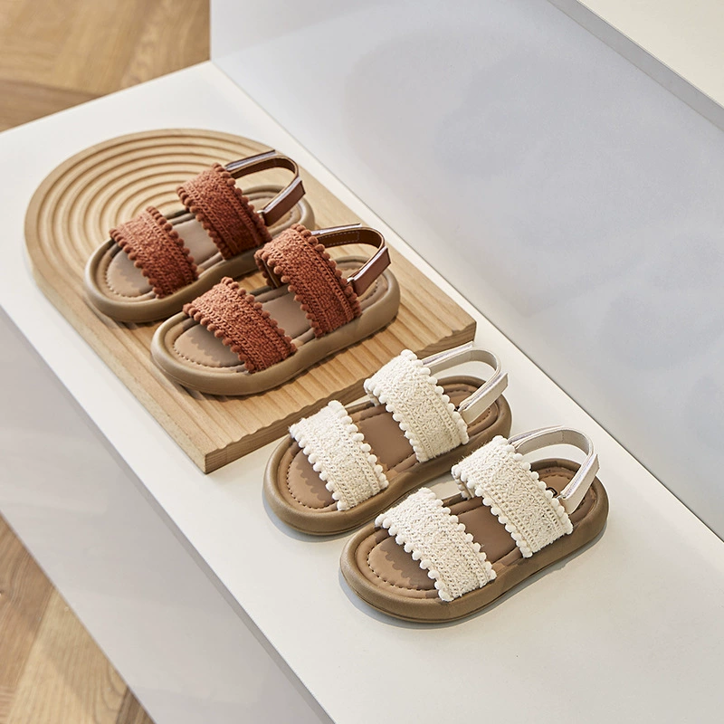 Детские сандалии, маленькие ароматные сандалии с открытым носком, мягкая подошва, нескользящая верхняя одежда, модные сандалии для маленьких девочек, новинка 2025 года, сандалии для девочек