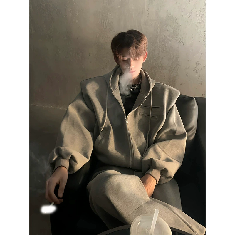 Тяжелый жесткий чистый свитер с подплечниками, мужской весенне-осенний кардиган на молнии с капюшоном, искусственное американское модное пальто из двух частей