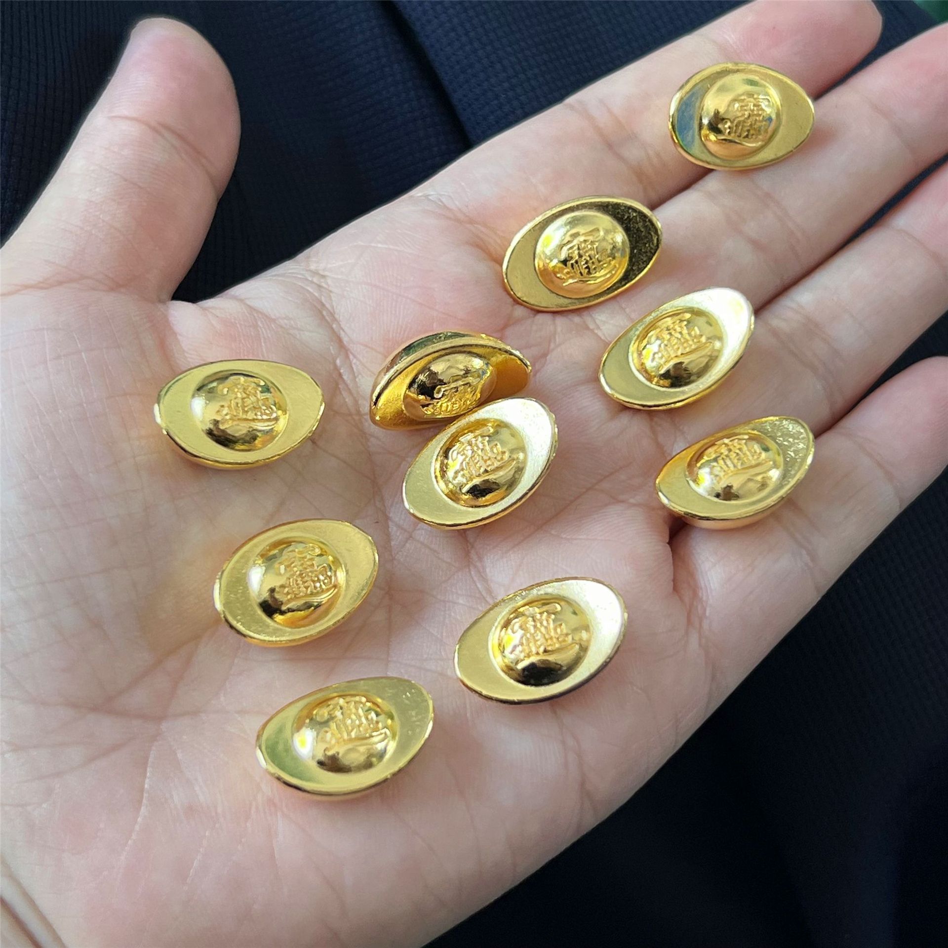 6 グラムの大きな砂金固体模擬ミニ合金光沢のある小さな装飾品中国のギフト合金インゴット