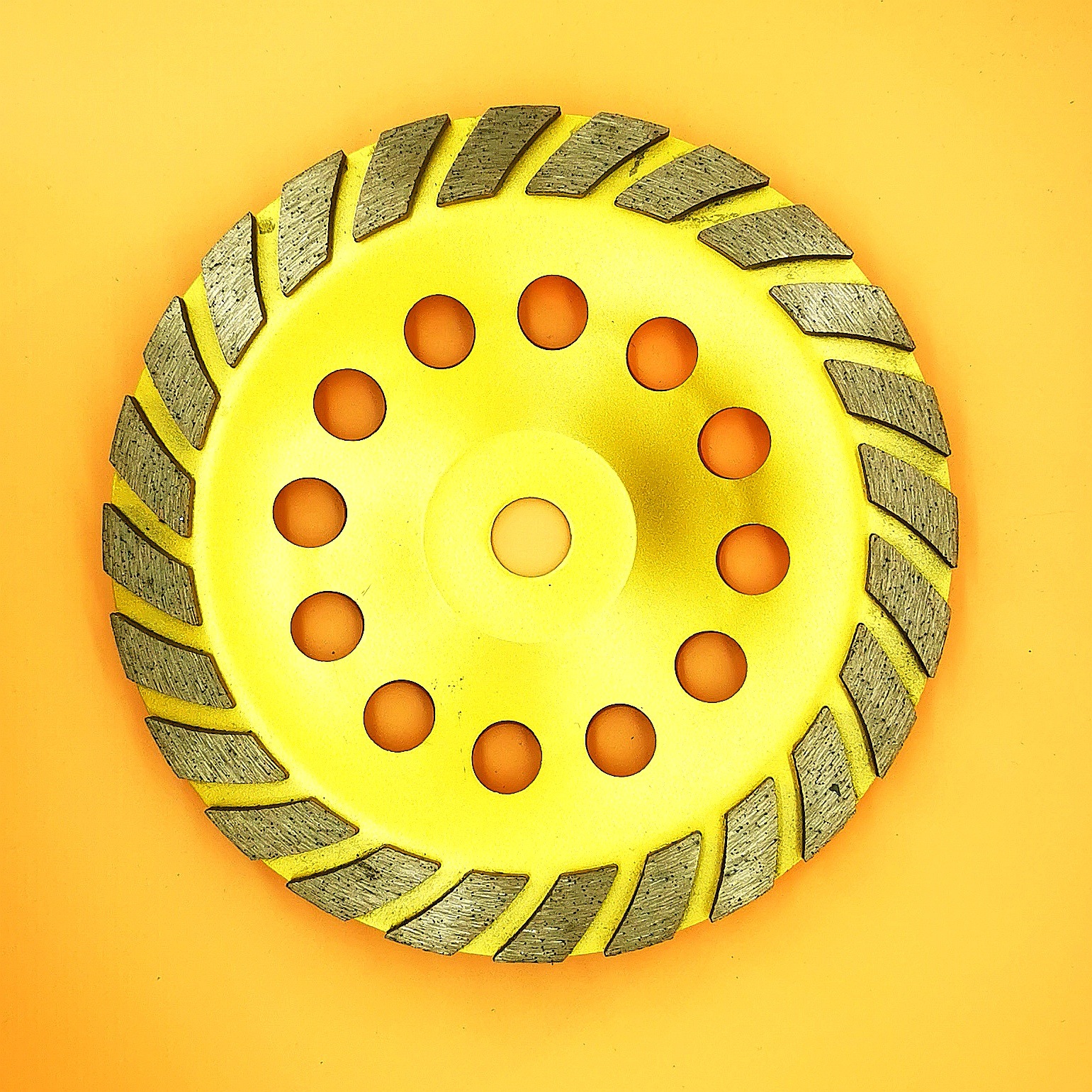 Rueda de diamante Disco de molienda de tipo tazón en stock Diente de doble fila Diente de turbina Diente de una sola fila Diente de granito Hormigón