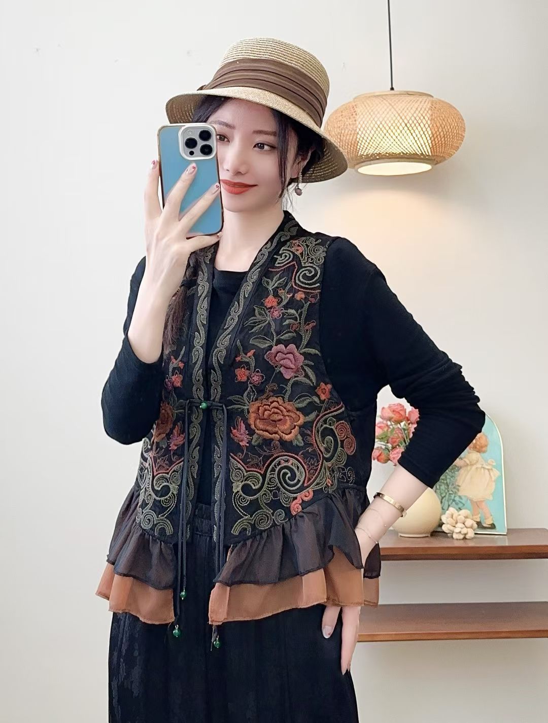Ingeniería pesada bordada cara clip caballo mujer 2025 otoño V collar hebilla de hombro jacquard estilo nacional nuevo chaleco image 4