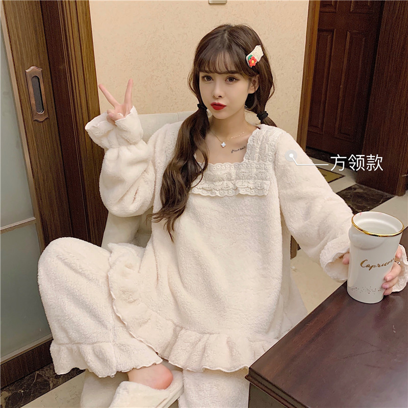 Pajamas Women's Korean-style Winter Plush Sweet Lace Collar Princess Coral Fleece Top Trousers Home Clothes Set Pajamas Women's Korean-style Winter Plush Sweet Lace Collar Princess Coral Fleece Top Trousers Home Clothes Set